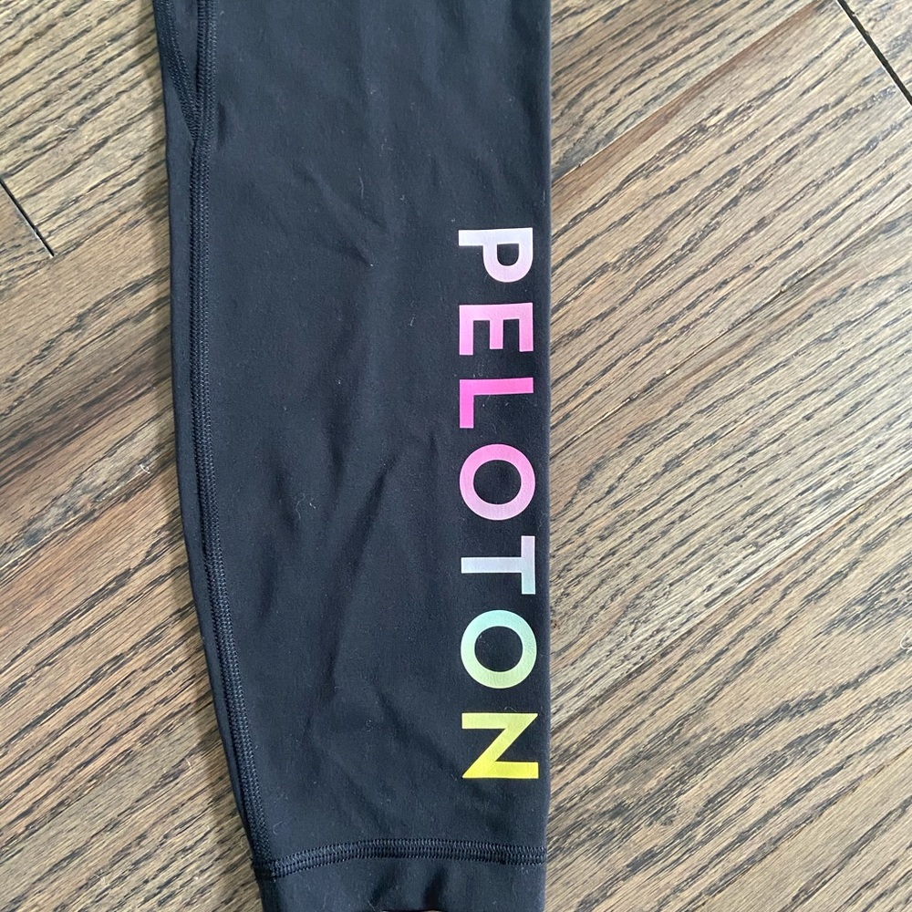 Peloton Lululemon Align pants size 6